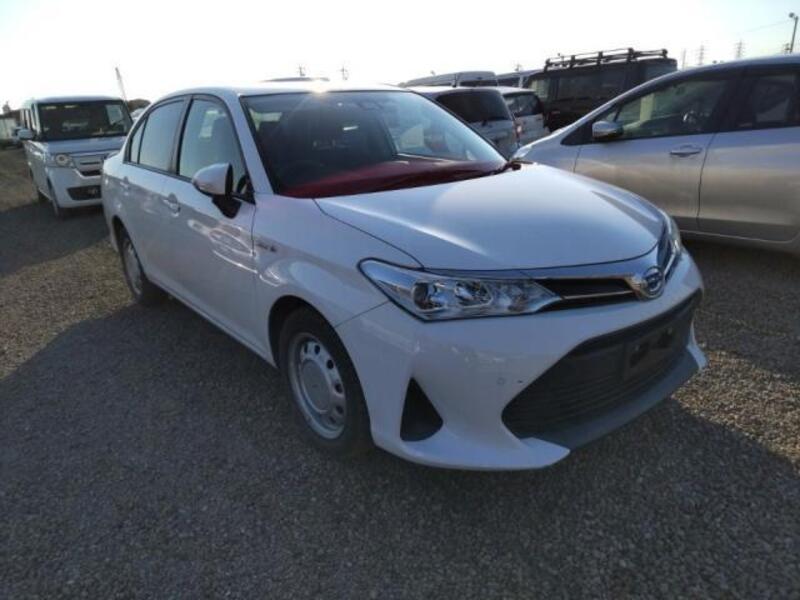 COROLLA AXIO