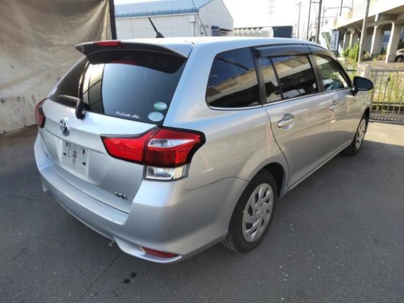 COROLLA FIELDER