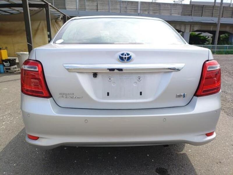 COROLLA AXIO