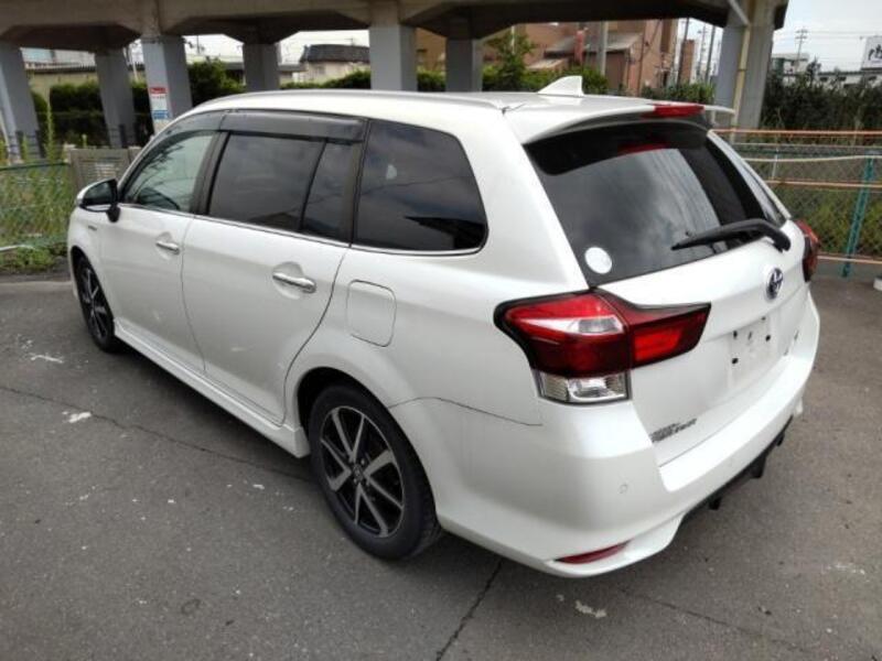 COROLLA FIELDER