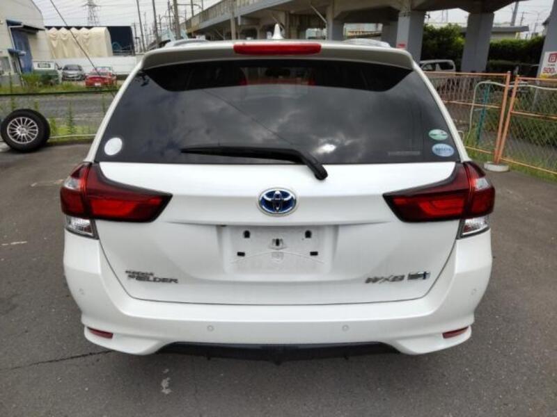 COROLLA FIELDER