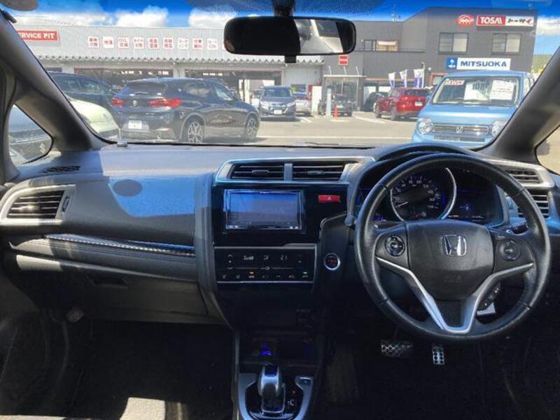 FIT HYBRID