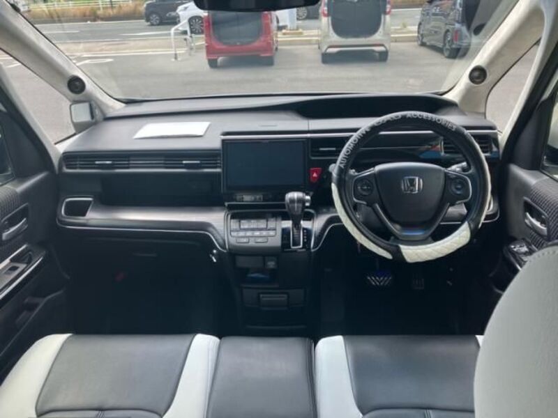 STEPWAGON SPADA