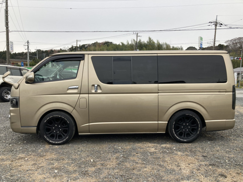 HIACE VAN-3