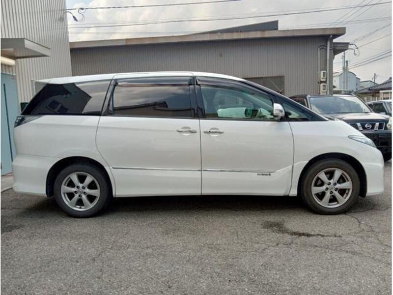 ESTIMA HYBRID