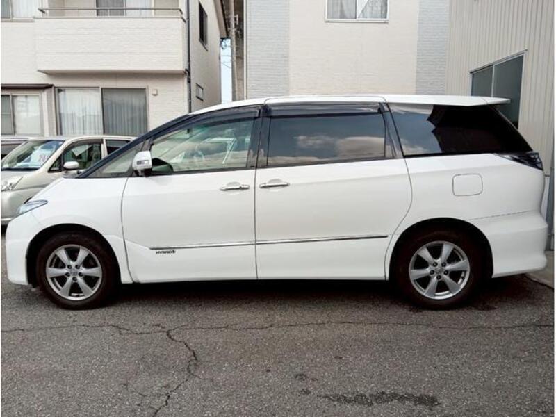ESTIMA HYBRID
