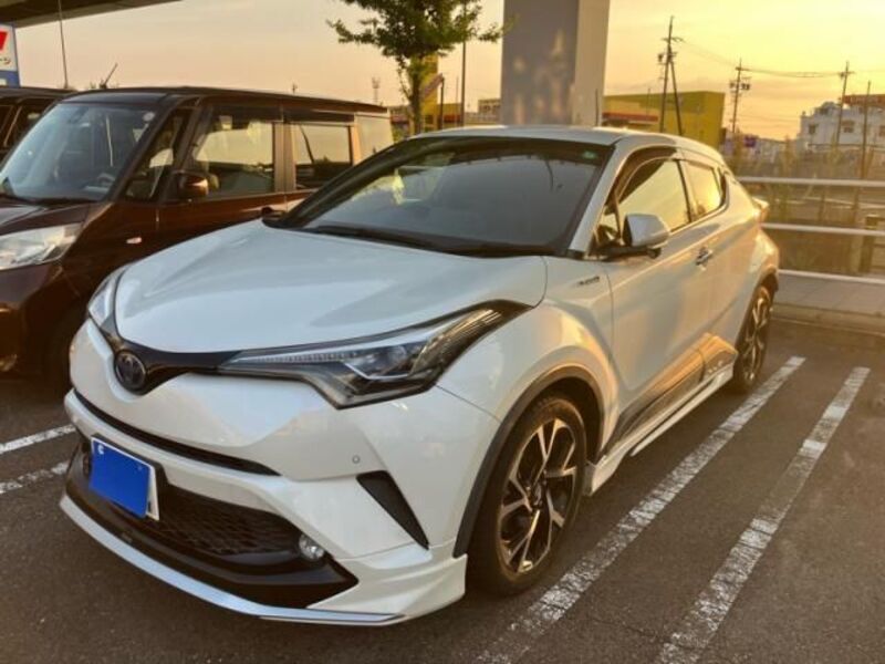 TOYOTA C-HR