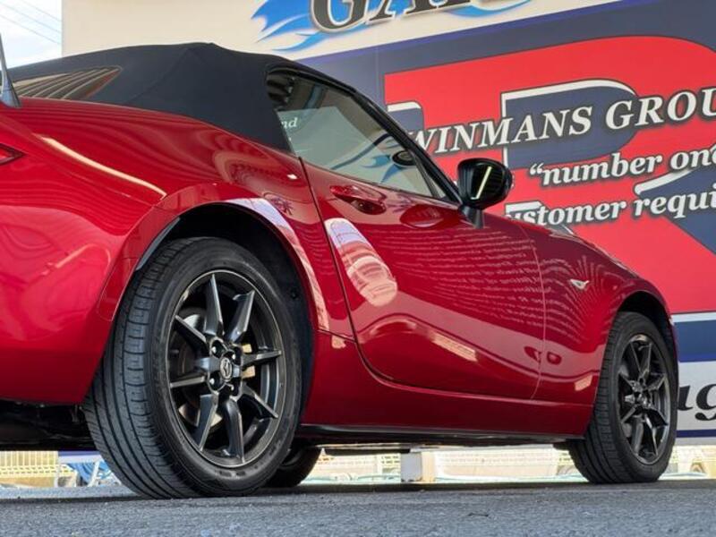 ROADSTER