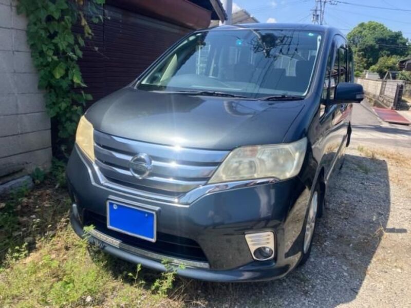 NISSAN SERENA