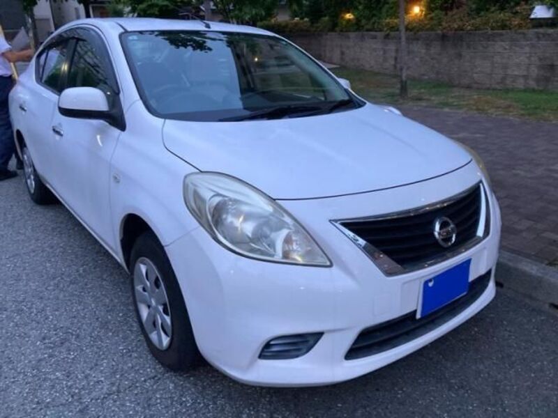 NISSAN LATIO