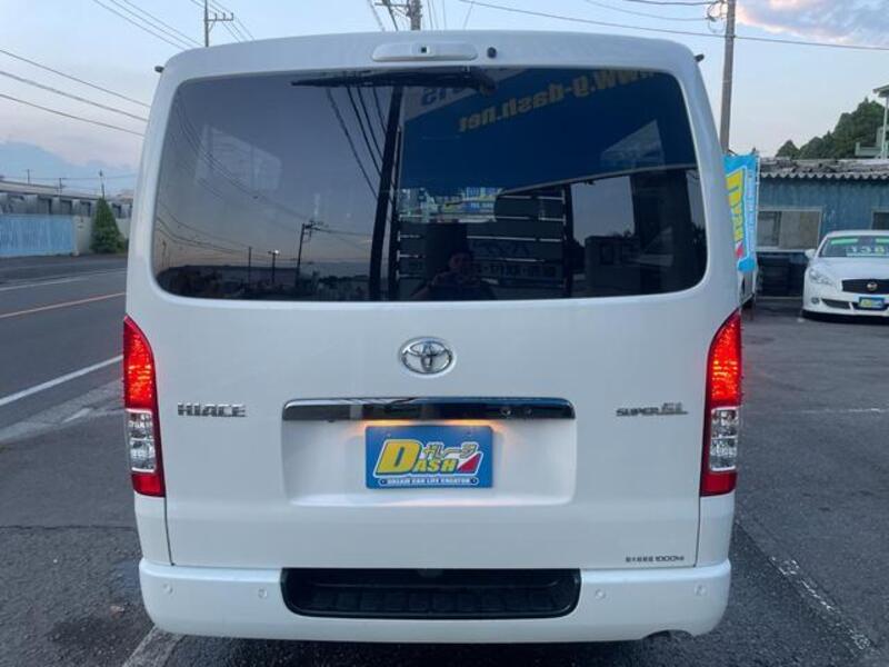 HIACE VAN