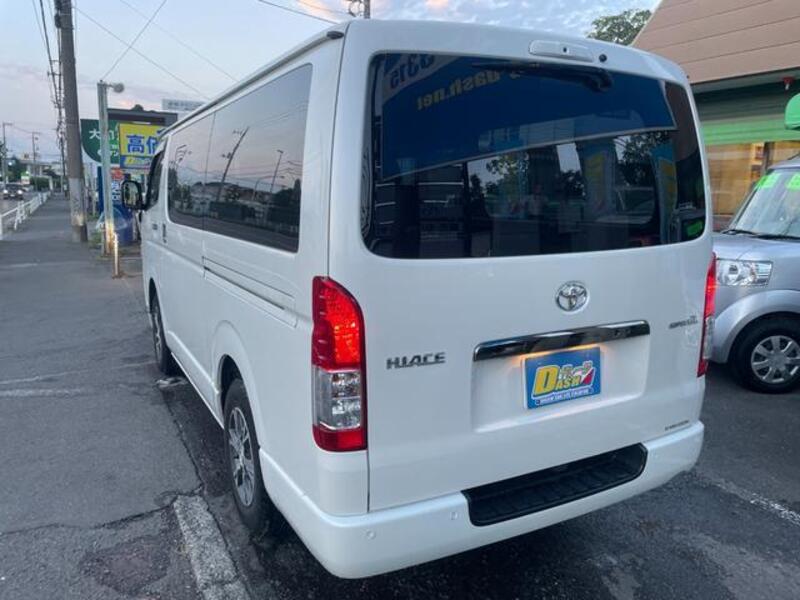 HIACE VAN