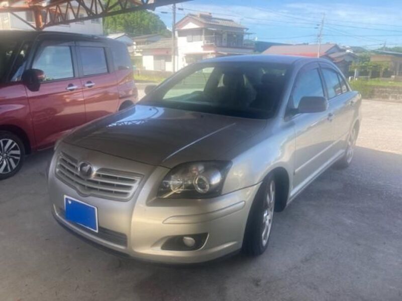 TOYOTA AVENSIS