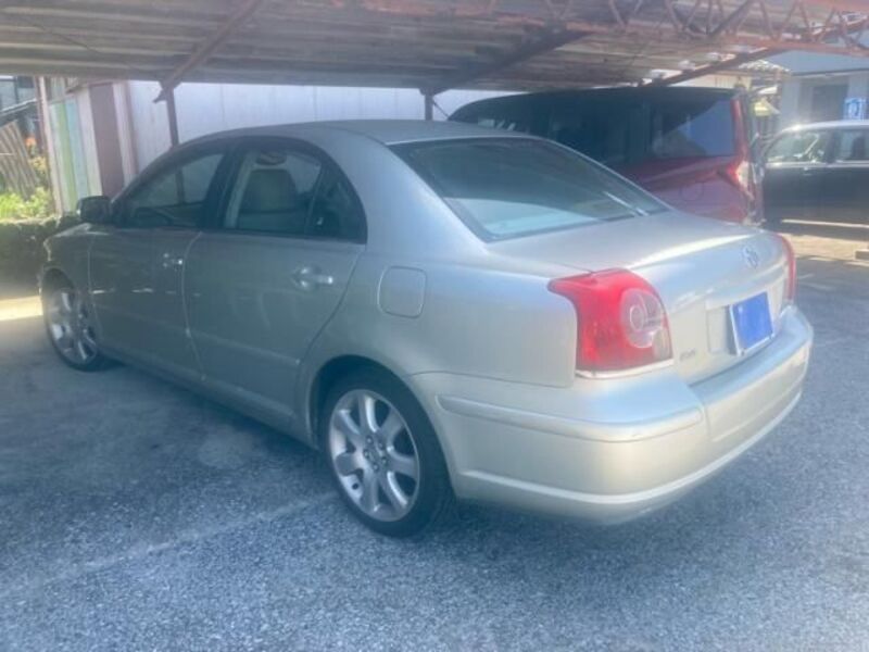 AVENSIS