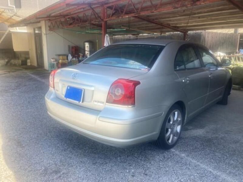 AVENSIS
