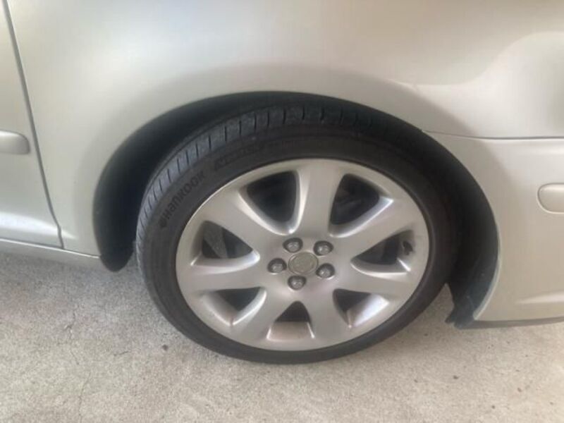 AVENSIS