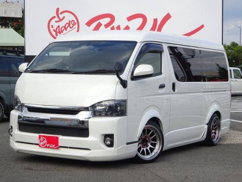 TOYOTA HIACE WAGON