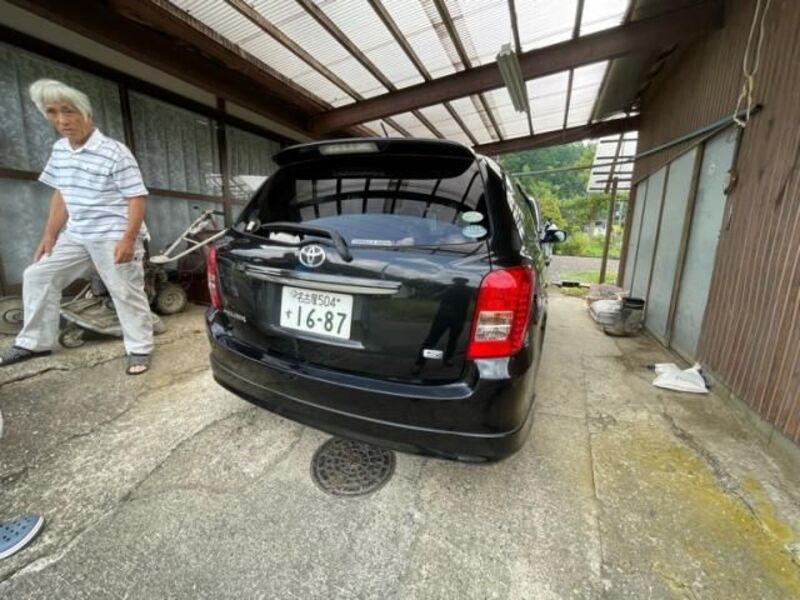 COROLLA FIELDER