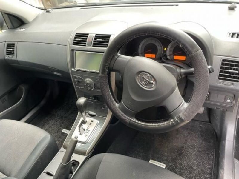 COROLLA FIELDER