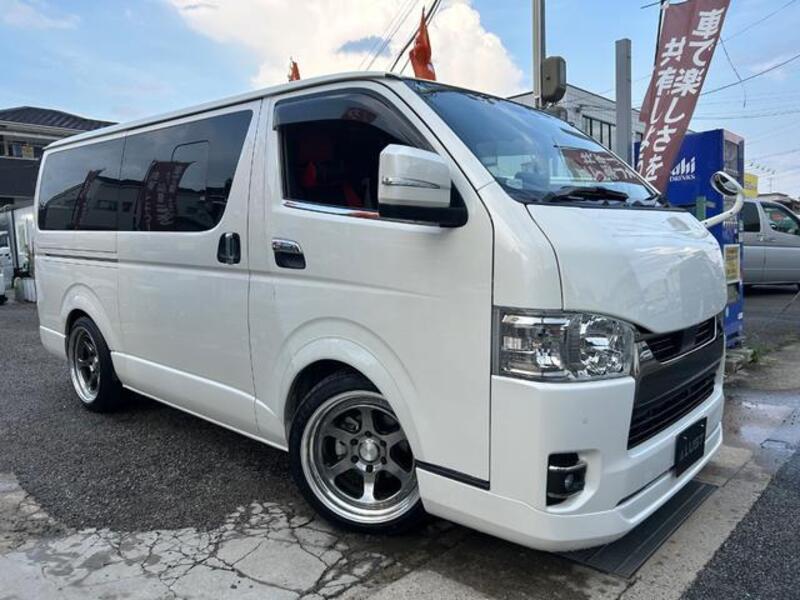 HIACE VAN