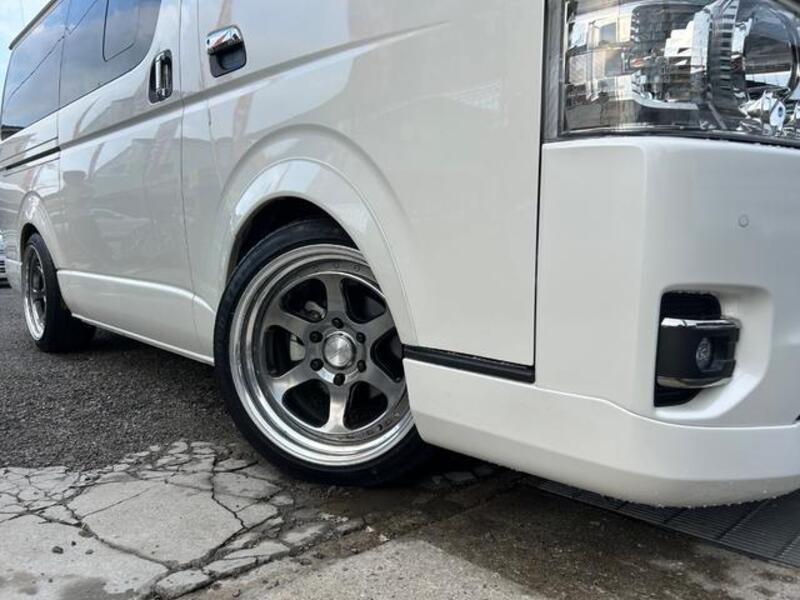 HIACE VAN