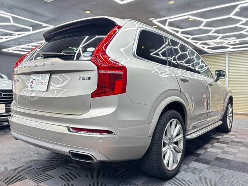 XC90