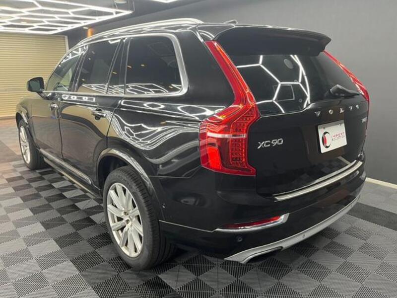 XC90