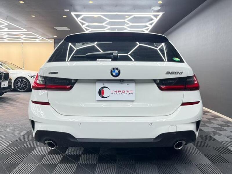 3 SERIES