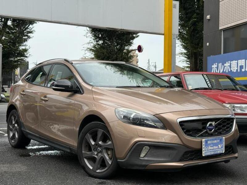 V40