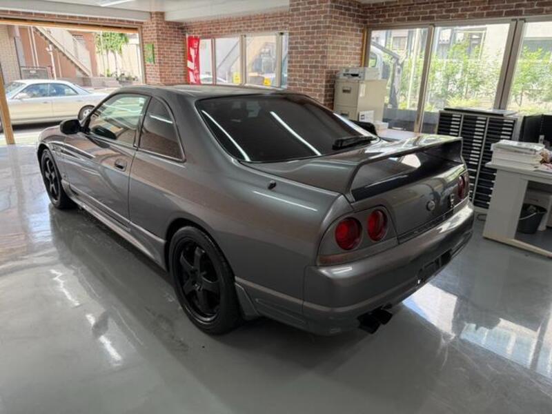 SKYLINE