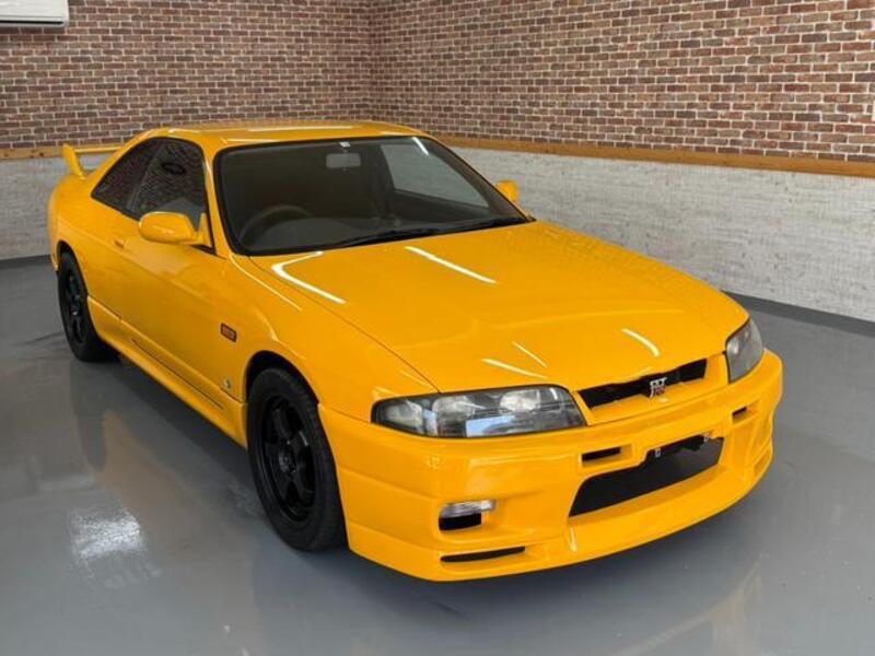 SKYLINE