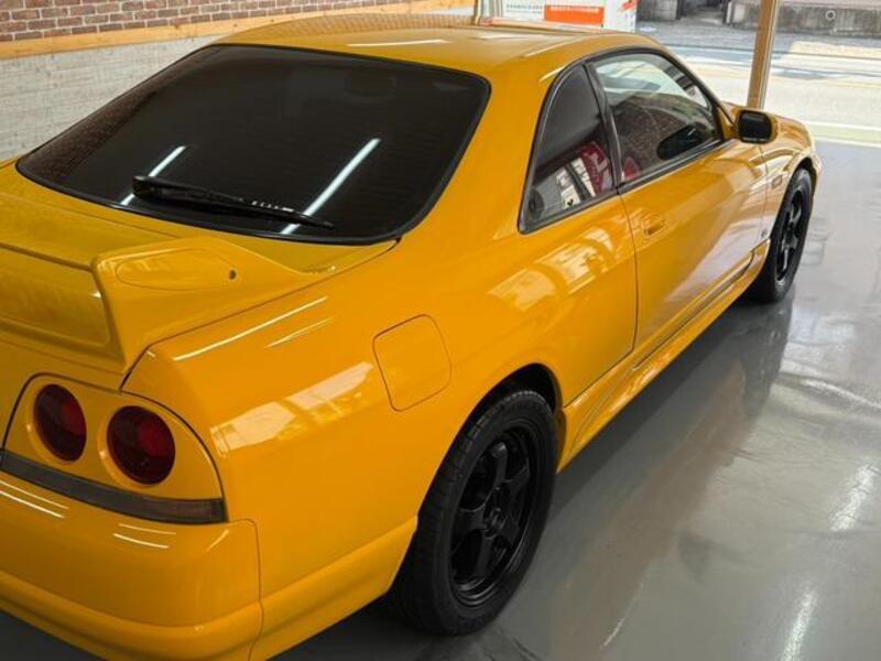 SKYLINE
