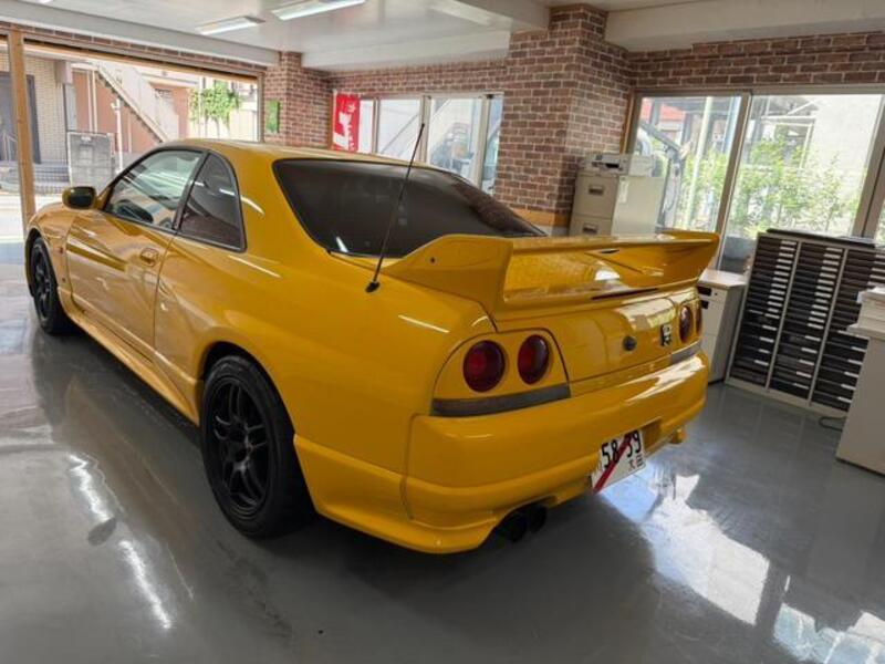 SKYLINE