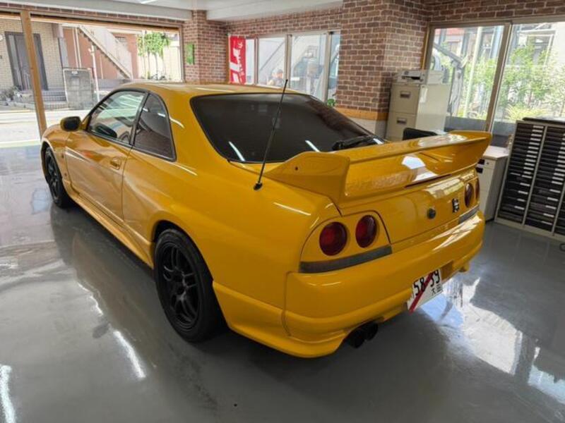 SKYLINE