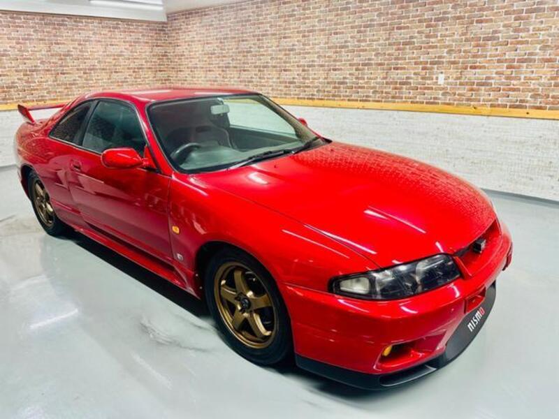SKYLINE-0