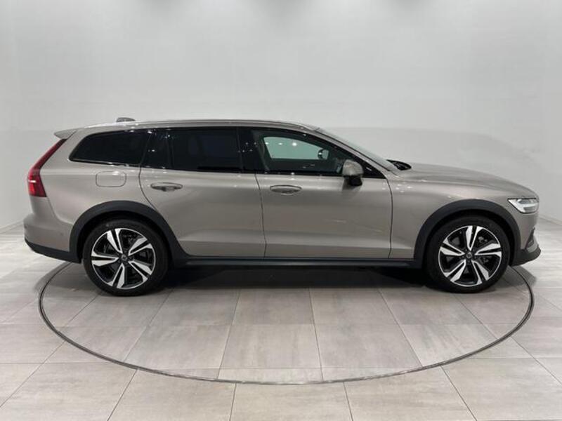 V60