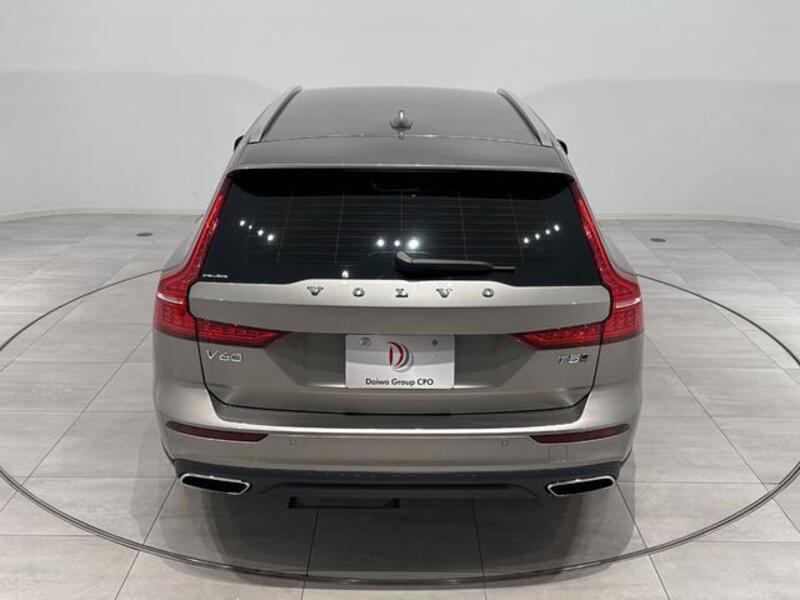 V60