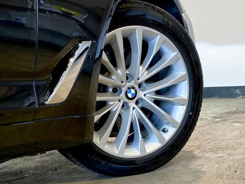 5 SERIES