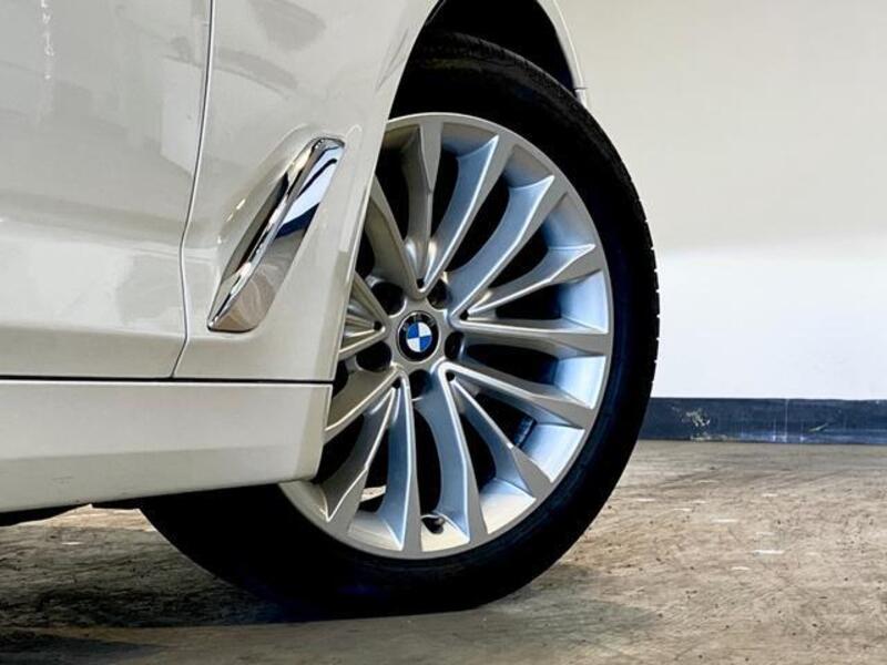 5 SERIES