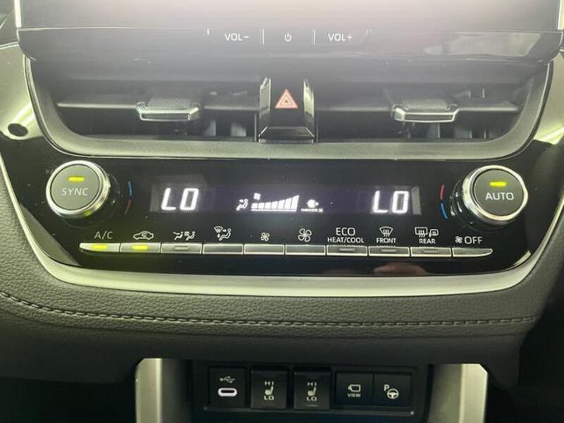 COROLLA CROSS
