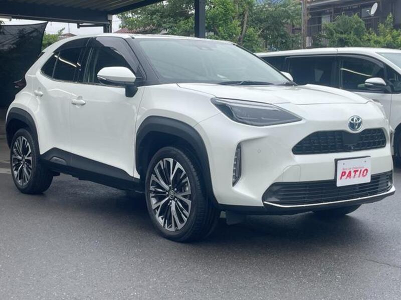 YARIS CROSS