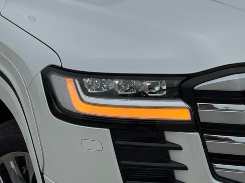 LAND CRUISER