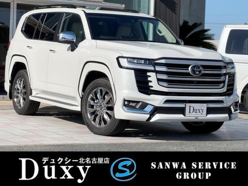 TOYOTA LAND CRUISER