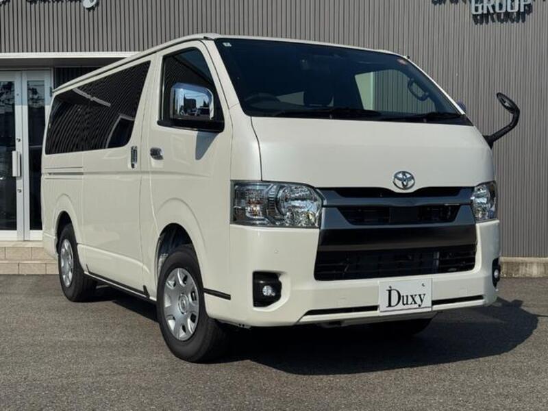 HIACE VAN