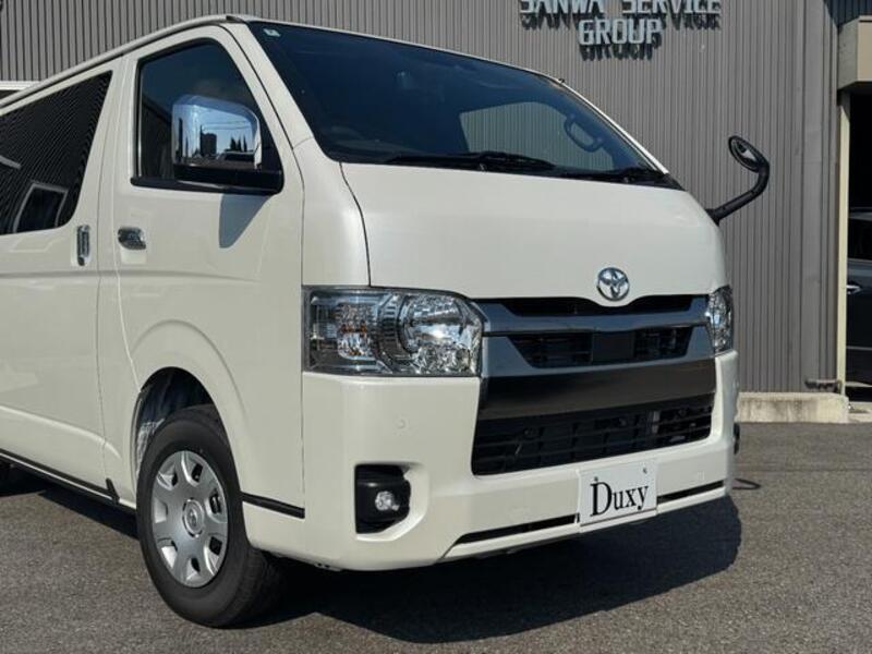 HIACE VAN
