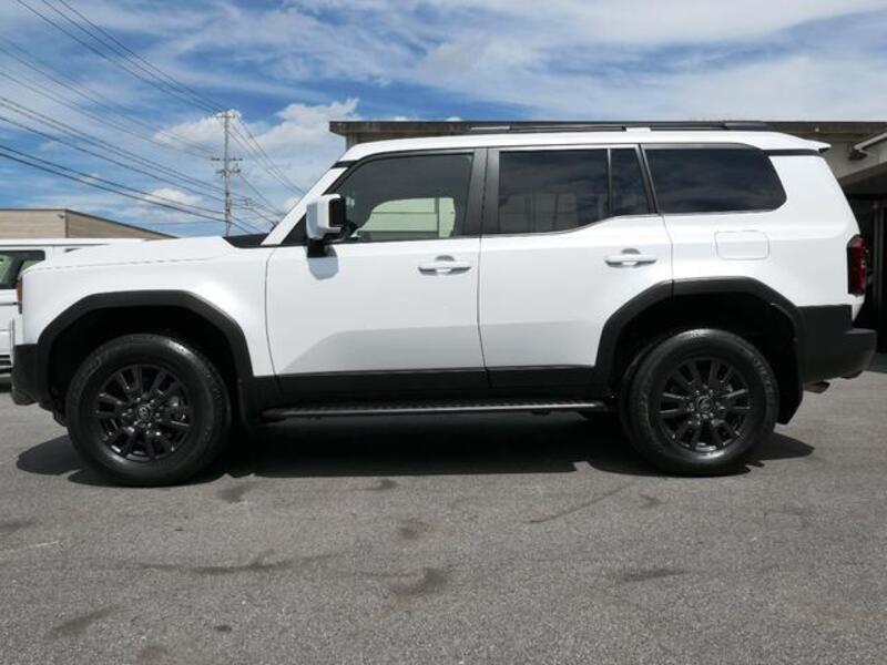 LAND CRUISER 250