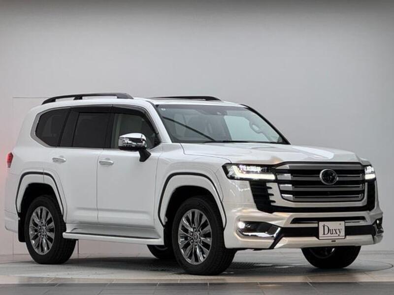 LAND CRUISER