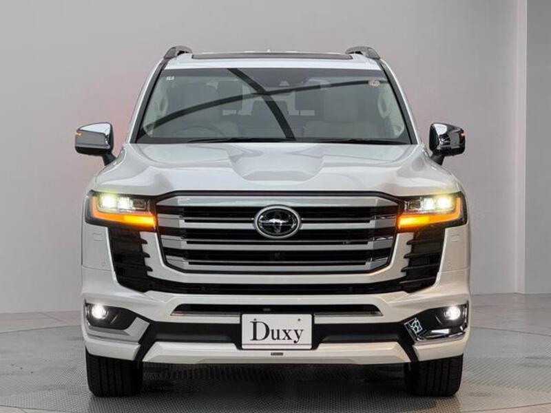 LAND CRUISER