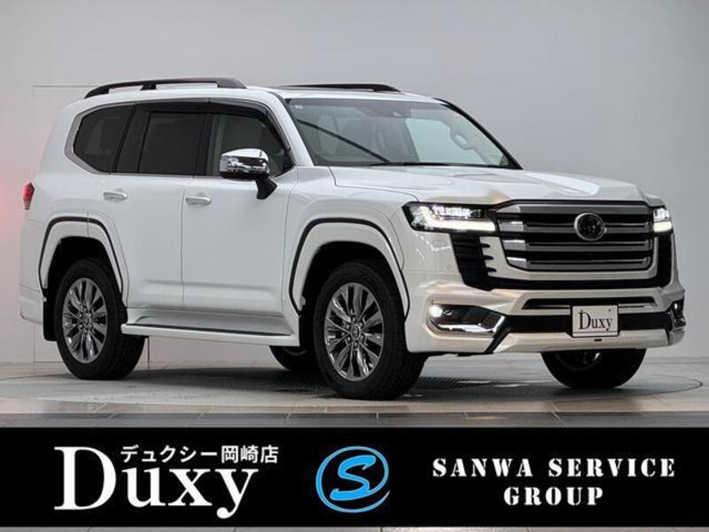 TOYOTA LAND CRUISER