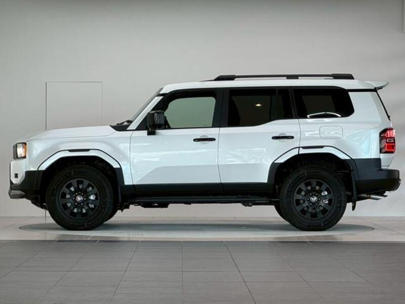 LAND CRUISER 250